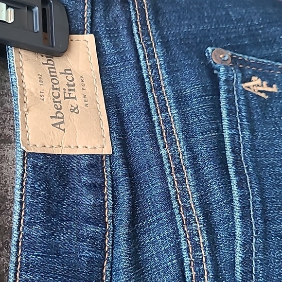Abercrombie and Fitch Dark Flare Jeans Size 8 W 29 - Picture 8 of 8